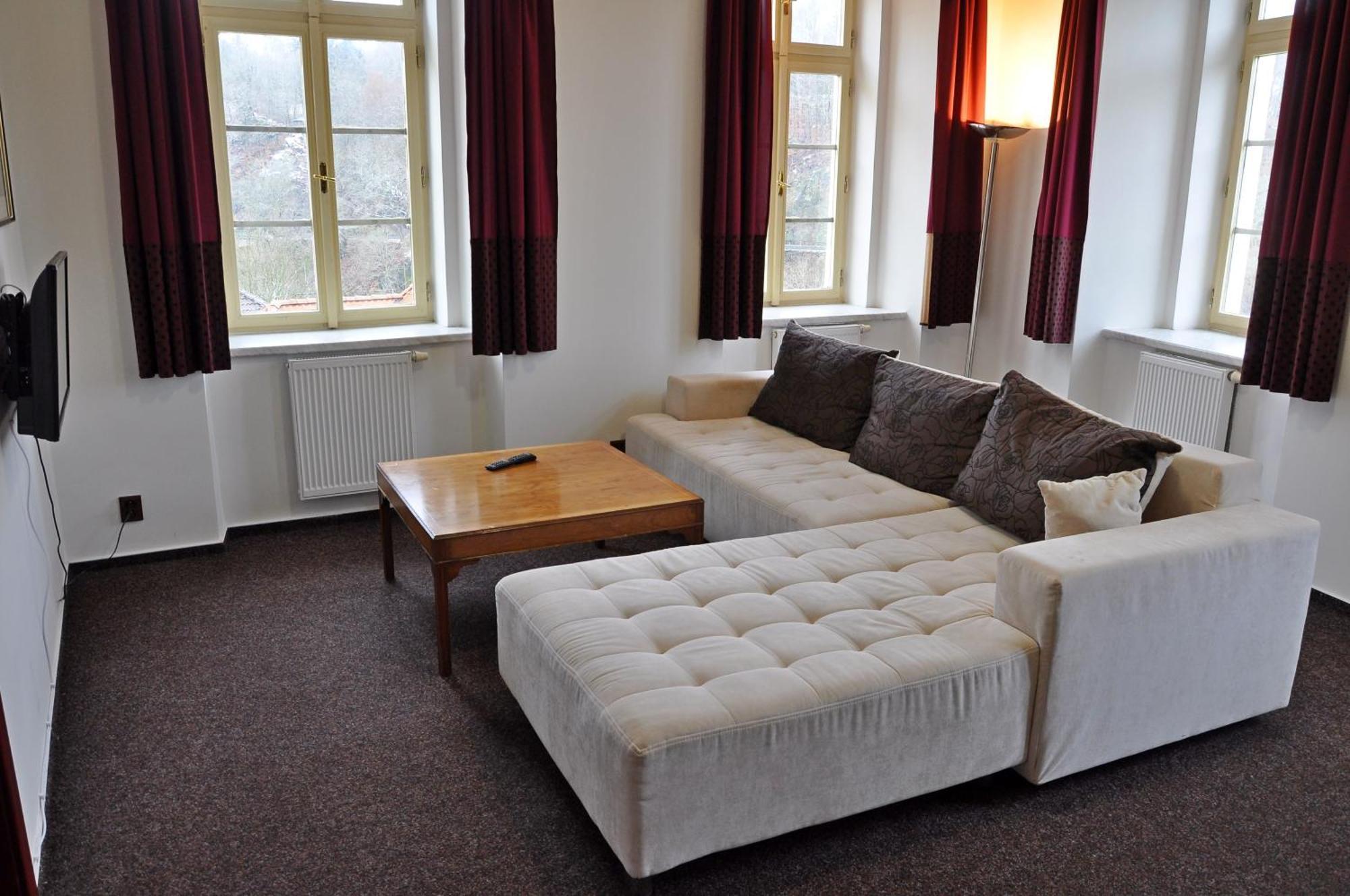 Hotel St Florian Loket Zewnętrze zdjęcie